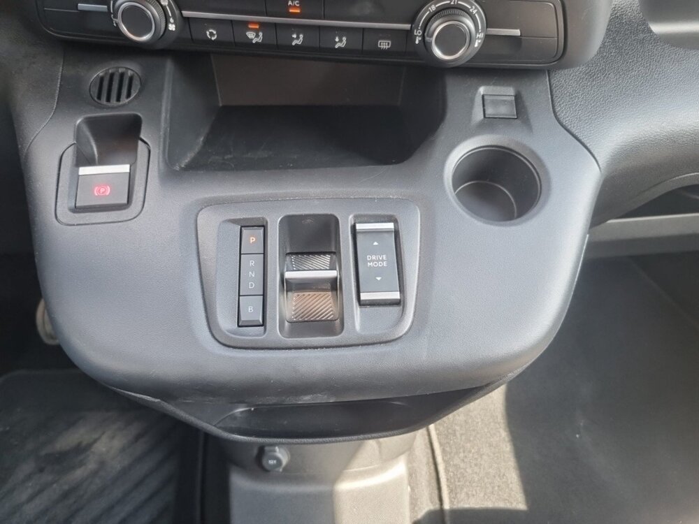 Occasion CITROEN Berlingo e-Berlingo Taille M 136 ch 100 kWh Automatique - Live