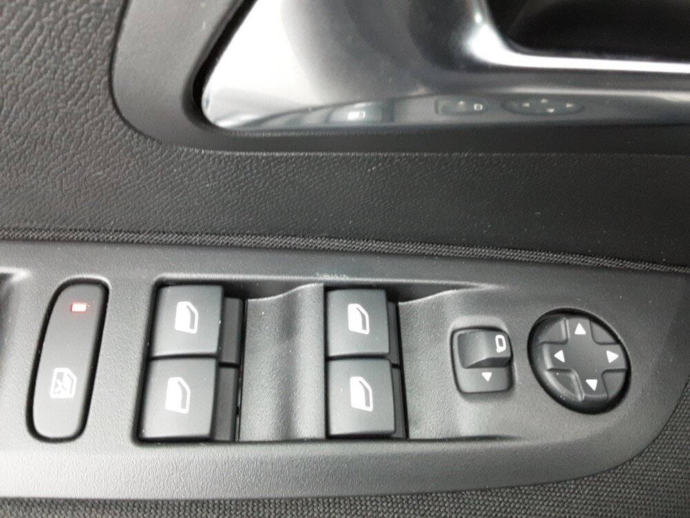 Occasion PEUGEOT 208 208 Hybrid 100 e-DCS6