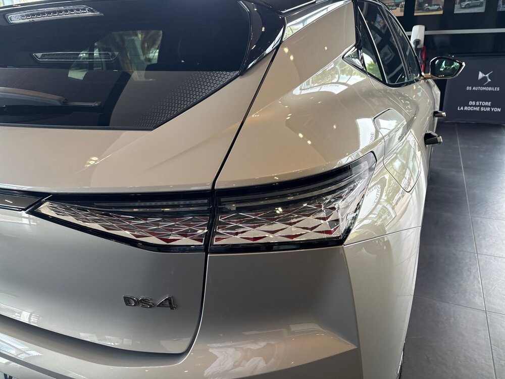 Occasion DS DS4 DS 4 Hybride 136 e-DCT6 - Etoile - Cuir Nappa