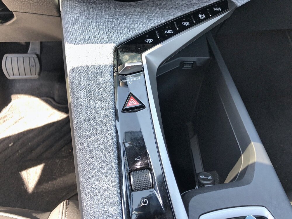 Occasion PEUGEOT 5008 5008 Hybrid 136 e-DCS6 - Allure