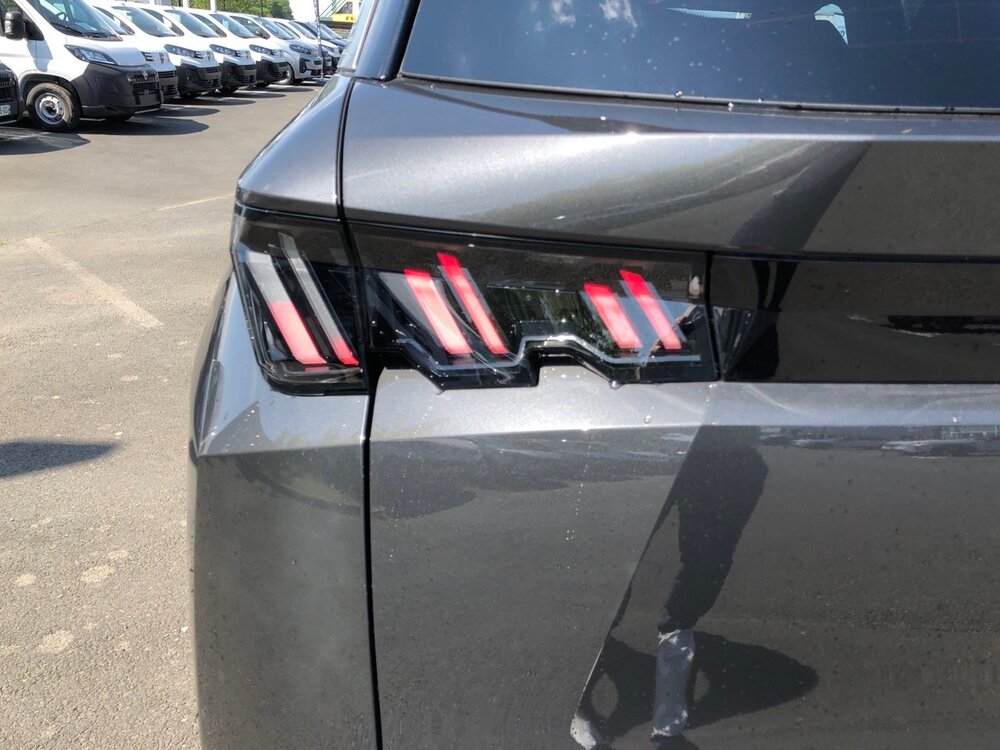 Occasion PEUGEOT 5008 5008 Hybrid 136 e-DCS6 - Allure