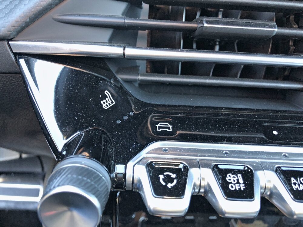 Occasion PEUGEOT 208 208 Hybrid 136 e-DCS6 - GT