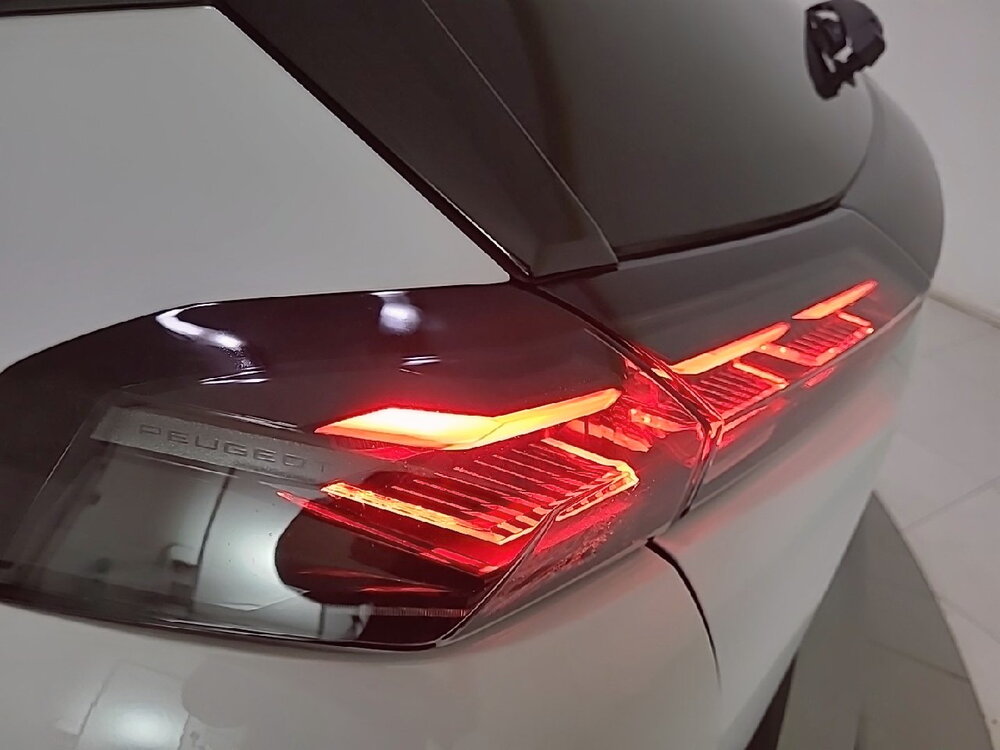Occasion PEUGEOT 2008 2008 Hybrid 145 e-DCS6 - Allure