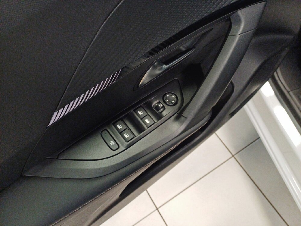 Occasion PEUGEOT 2008 2008 Hybrid 145 e-DCS6 - Allure