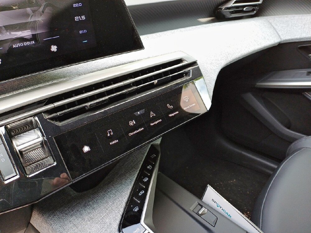 Occasion PEUGEOT 3008 3008 Electrique 73 kWh 210 ch - Allure
