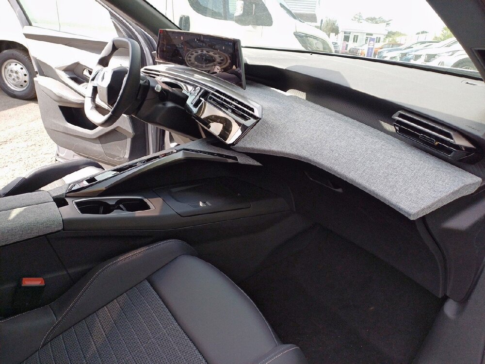 Occasion PEUGEOT 3008 3008 Electrique 73 kWh 210 ch - Allure