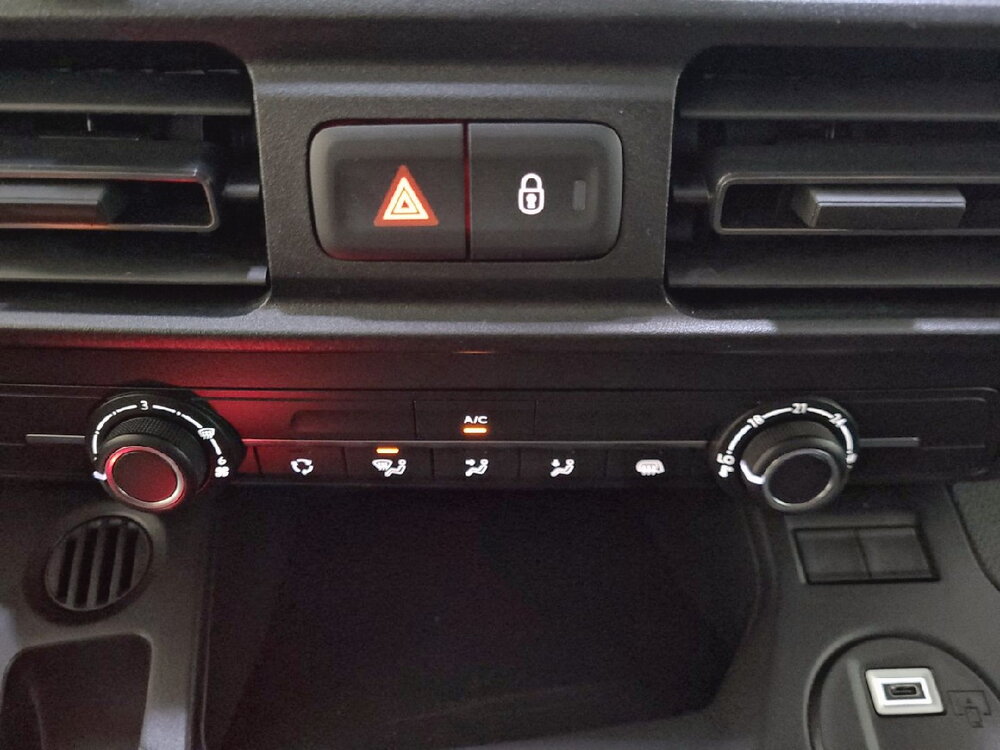 Occasion OPEL Combo COMBO CARGO M 650 KG BLUEHDI 100 S&S BVM6