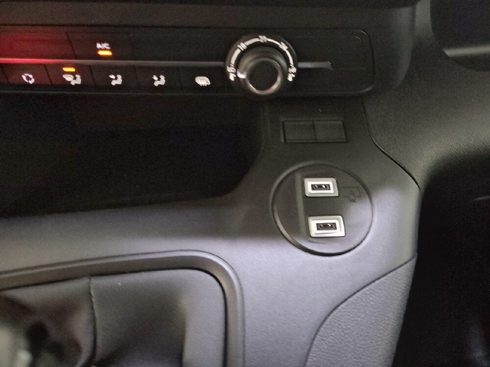 Occasion OPEL Combo COMBO CARGO M 650 KG BLUEHDI 100 S&S BVM6