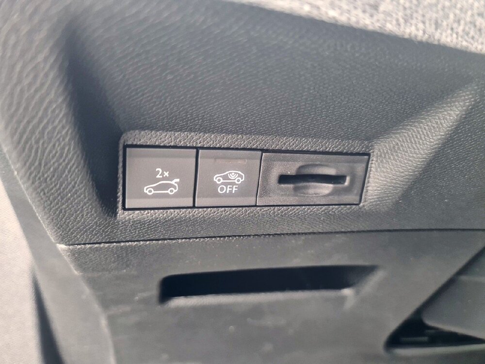 Occasion PEUGEOT 3008 3008 Hybrid 145 e-DCS6 - GT