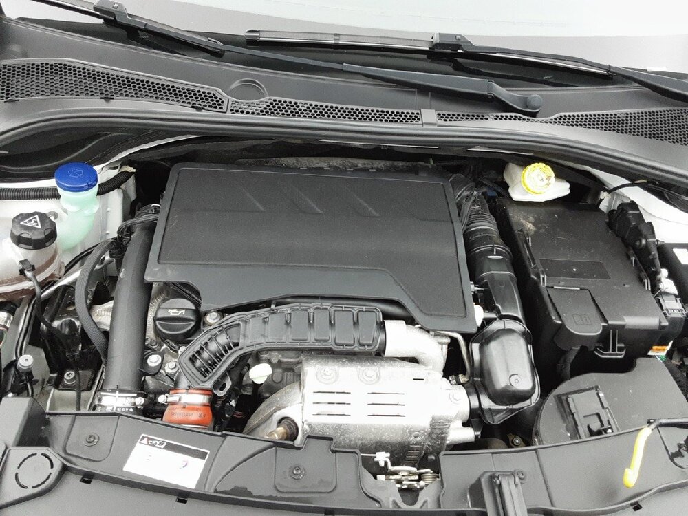 Occasion CITROEN C3 C3 PureTech 110 S&S EAT6 - Shine Pack