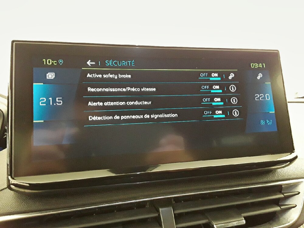 Occasion PEUGEOT 3008 3008 Hybrid 225 e-EAT8 - Allure