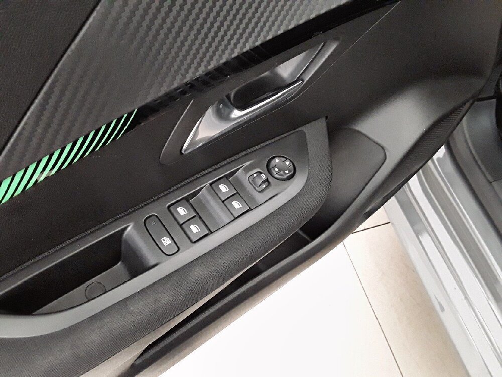 Occasion PEUGEOT 208 208 PureTech 100 S&S BVM6 - Active