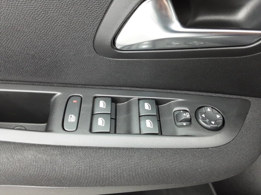 Occasion PEUGEOT 208 208 PureTech 75 S&S BVM5 - Active Pack