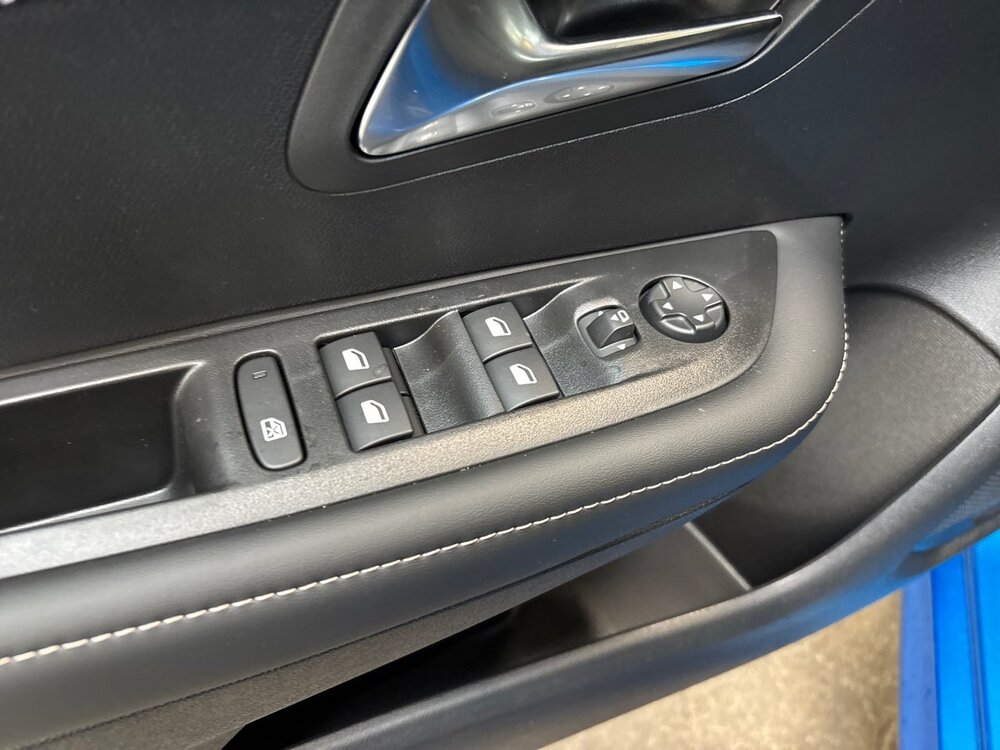 Occasion PEUGEOT 208 208 Hybrid 100 e-DCS6 - Allure