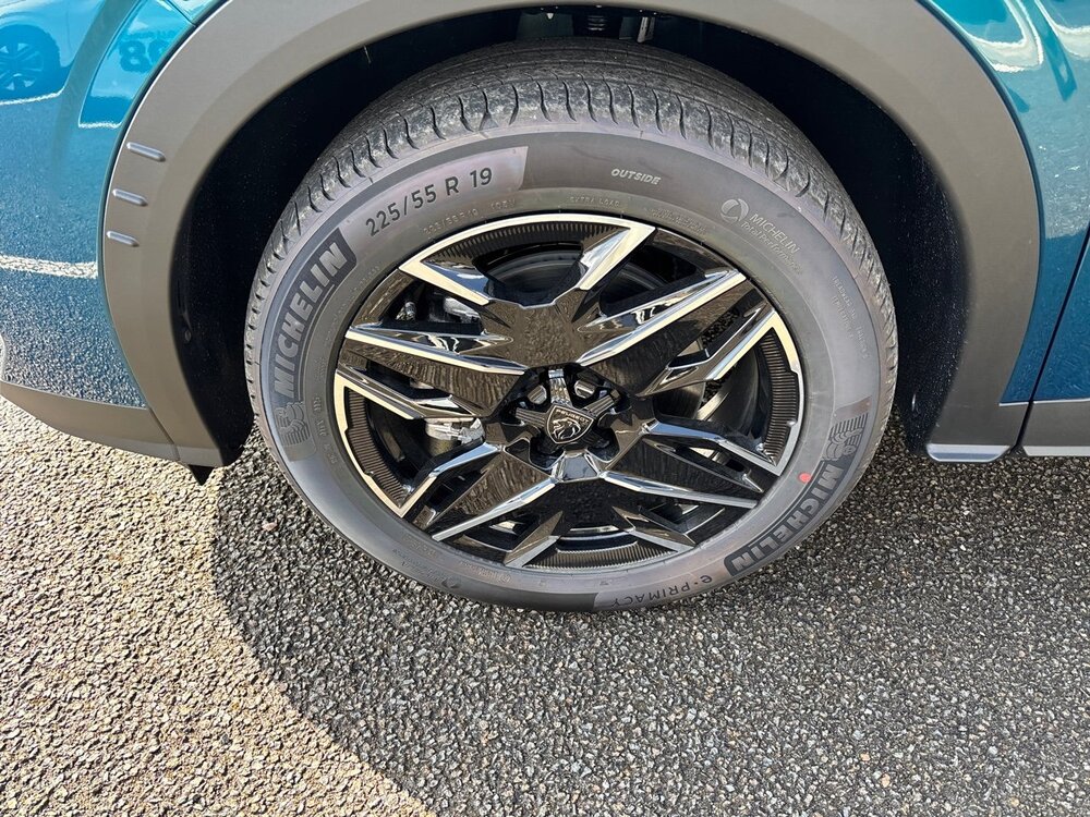 Occasion PEUGEOT 5008 5008 Hybrid 145 e-DCS6 - Allure