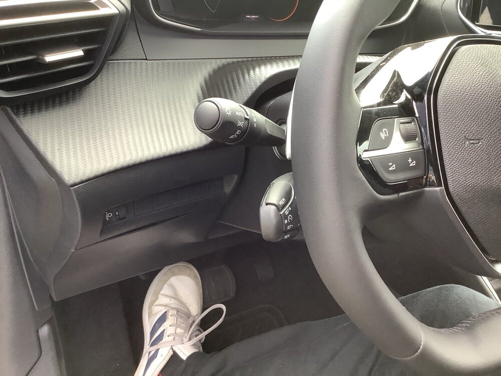 Occasion PEUGEOT 208 208 Hybrid 110 e-DCS6 - Allure