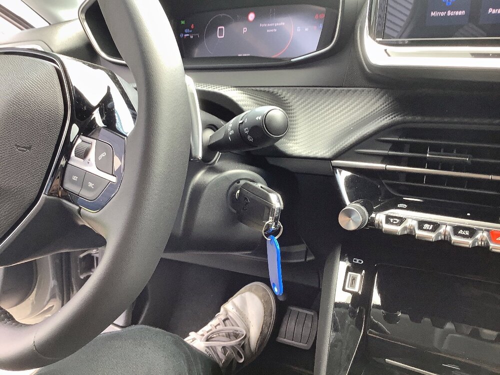 Occasion PEUGEOT 208 208 Hybrid 110 e-DCS6 - Allure