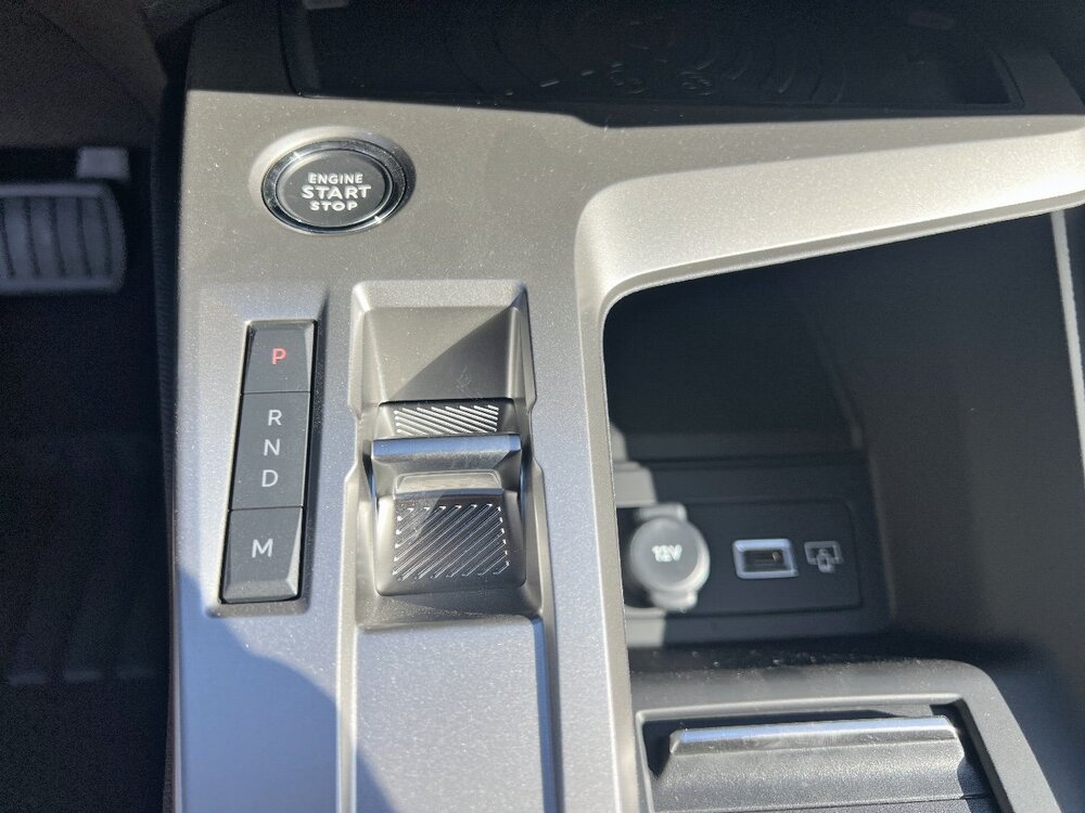 Occasion PEUGEOT 408 408 Hybrid 136 e-DCS6 - Allure