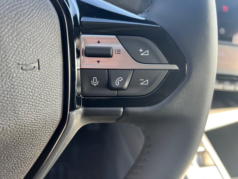 Occasion PEUGEOT 408 408 Hybrid 136 e-DCS6 - Allure