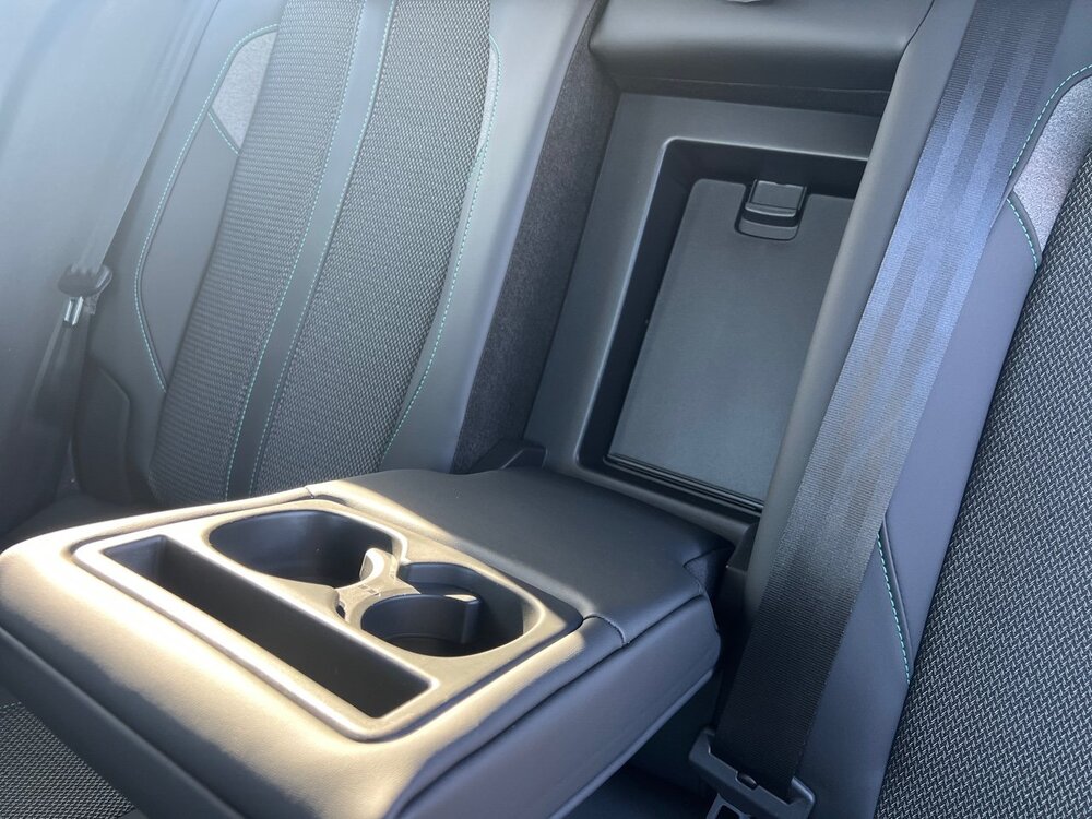 Occasion PEUGEOT 408 408 Hybrid 136 e-DCS6 - Allure