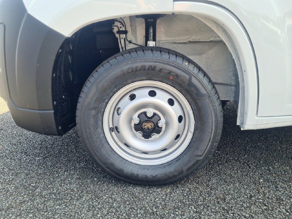 Occasion PEUGEOT Boxer BOXER FOURGON TOLE 3.3 T L2H2 140 S&S BVM6