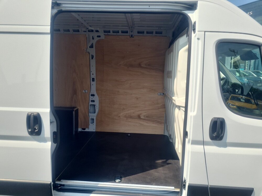 Occasion PEUGEOT Boxer BOXER FOURGON TOLE 3.3 T L2H2 140 S&S BVM6