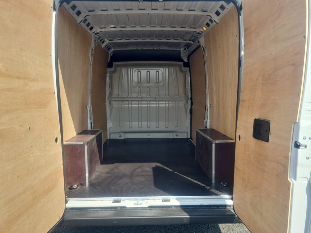 Occasion PEUGEOT Boxer BOXER FOURGON TOLE 3.3 T L2H2 140 S&S BVM6