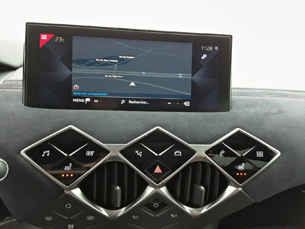 Occasion DS DS3 Crossback DS3 Crossback PureTech 130 EAT8 - Ines de la Fressange Paris