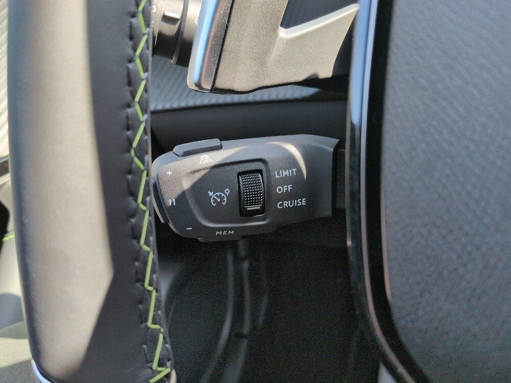 Occasion PEUGEOT 2008 2008 Hybrid 145 e-DCS6 - GT