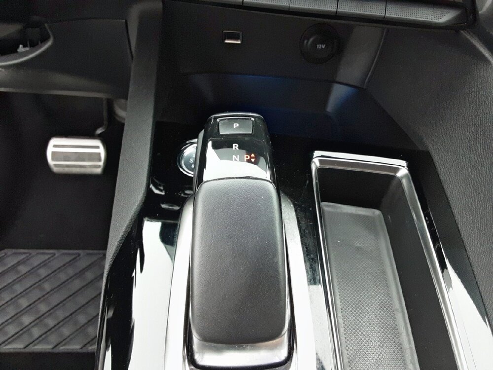 Occasion PEUGEOT 3008 3008 Hybrid 225 e-EAT8 - GT