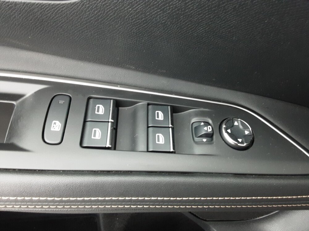 Occasion PEUGEOT 3008 3008 Hybrid 225 e-EAT8 - GT