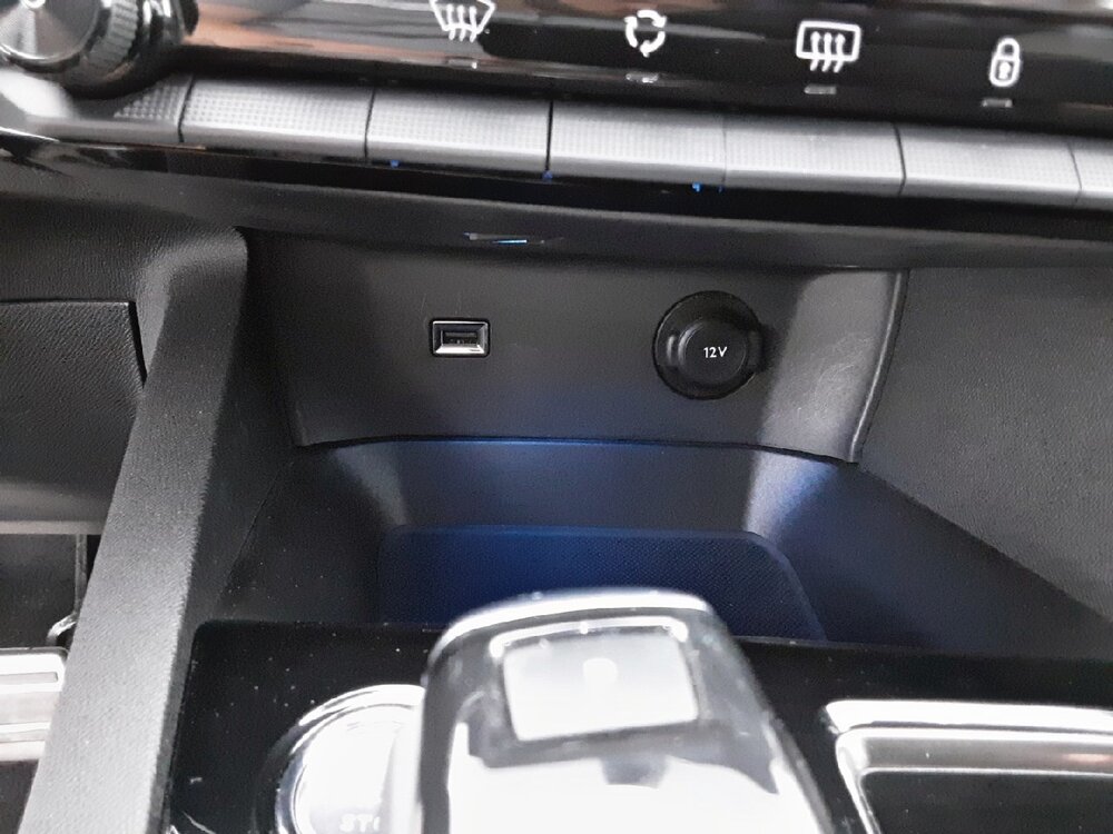 Occasion PEUGEOT 3008 3008 Hybrid 225 e-EAT8 - GT