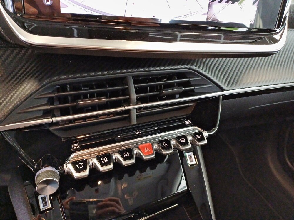 Occasion PEUGEOT 208 208 Hybrid 110 e-DCS6 - Allure