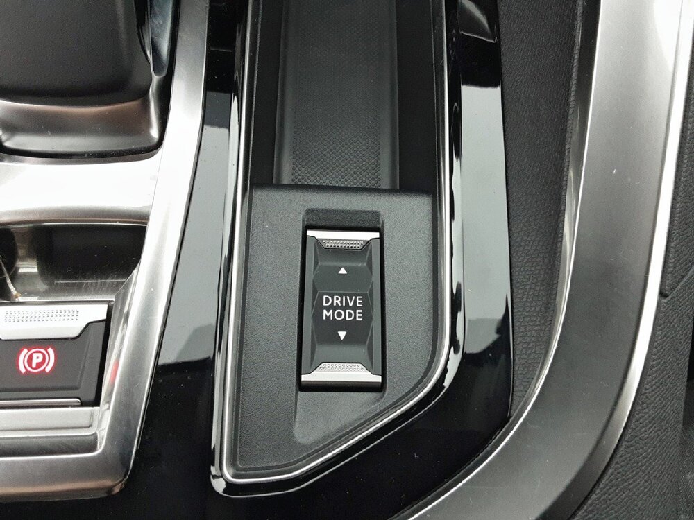 Occasion PEUGEOT 3008 3008 Hybrid 225 e-EAT8 - Roadtrip