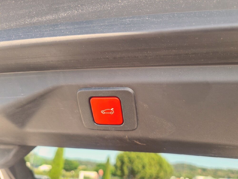 Occasion PEUGEOT 3008 3008 Hybrid 136 e-DCS6 - GT