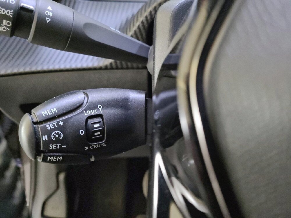 Occasion PEUGEOT 208 208 PureTech 100 S&S BVM6 - Allure