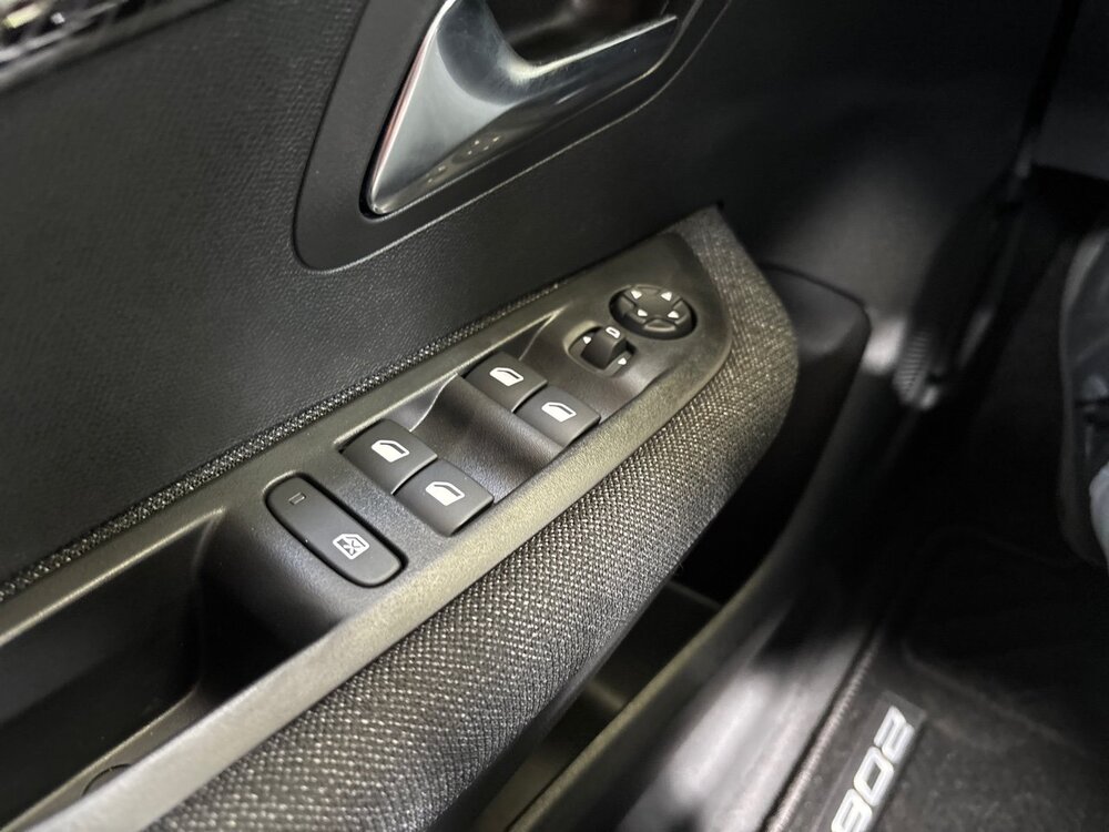 Occasion PEUGEOT 208 208 Hybrid 110 e-DCS6