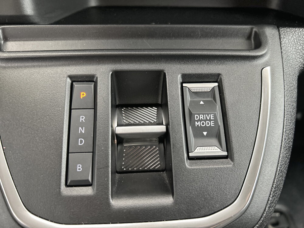 Occasion OPEL Vivaro VIVARO-E FGN TAILLE M ELECTRIQUE 100 KW BATTERIE 75 KWH