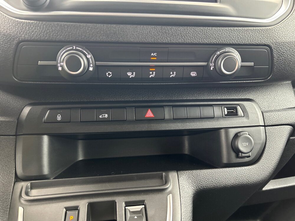 Occasion OPEL Vivaro VIVARO-E FGN TAILLE M ELECTRIQUE 100 KW BATTERIE 75 KWH