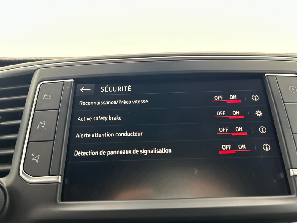 Occasion OPEL Vivaro VIVARO-E FGN TAILLE M ELECTRIQUE 100 KW BATTERIE 75 KWH