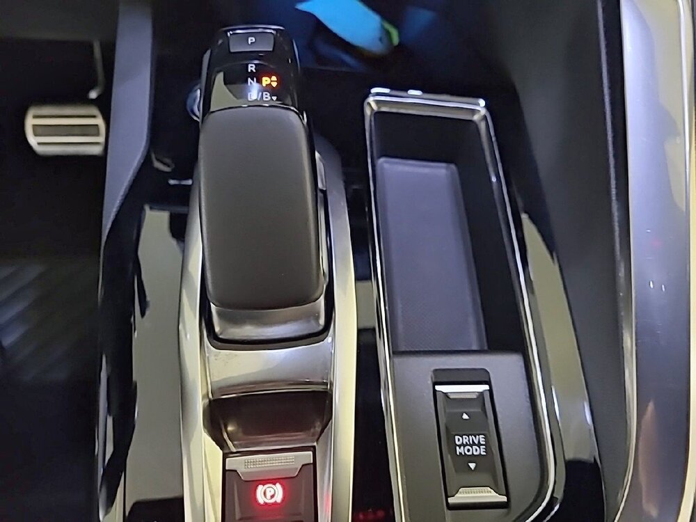 Occasion PEUGEOT 3008 3008 Hybrid 225 e-EAT8 - GT