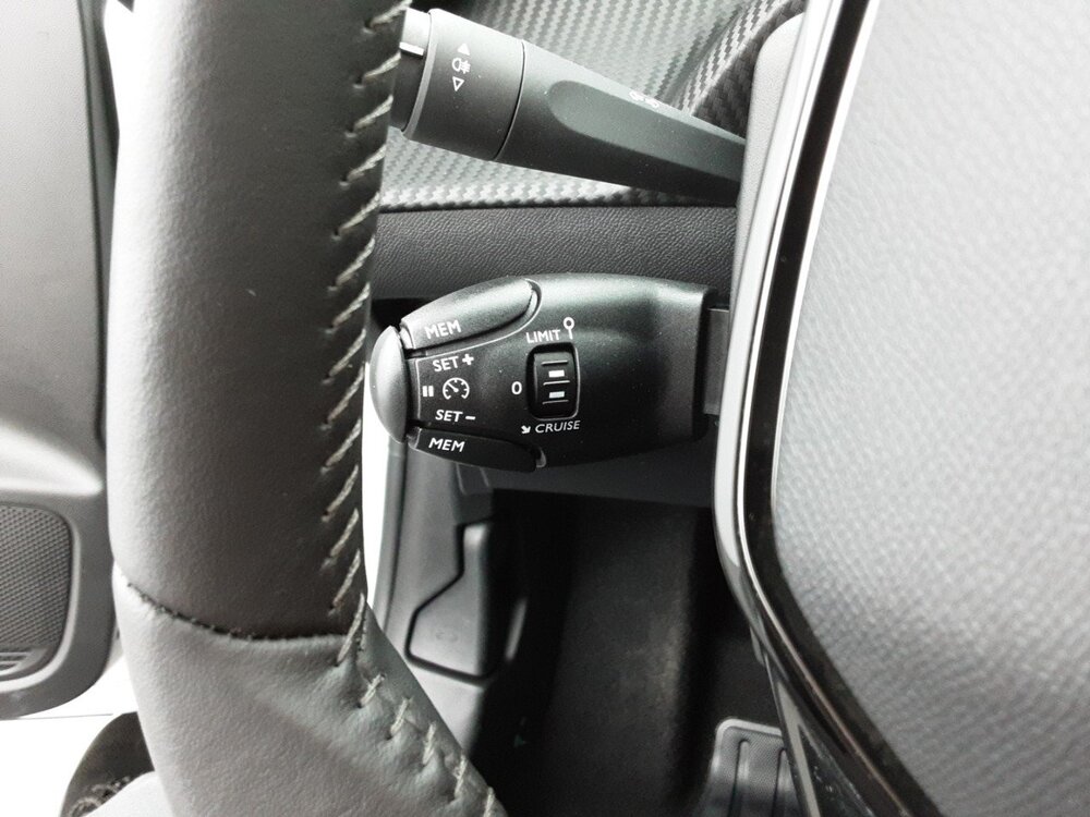 Occasion PEUGEOT 208 208 PureTech 75 S&S BVM5