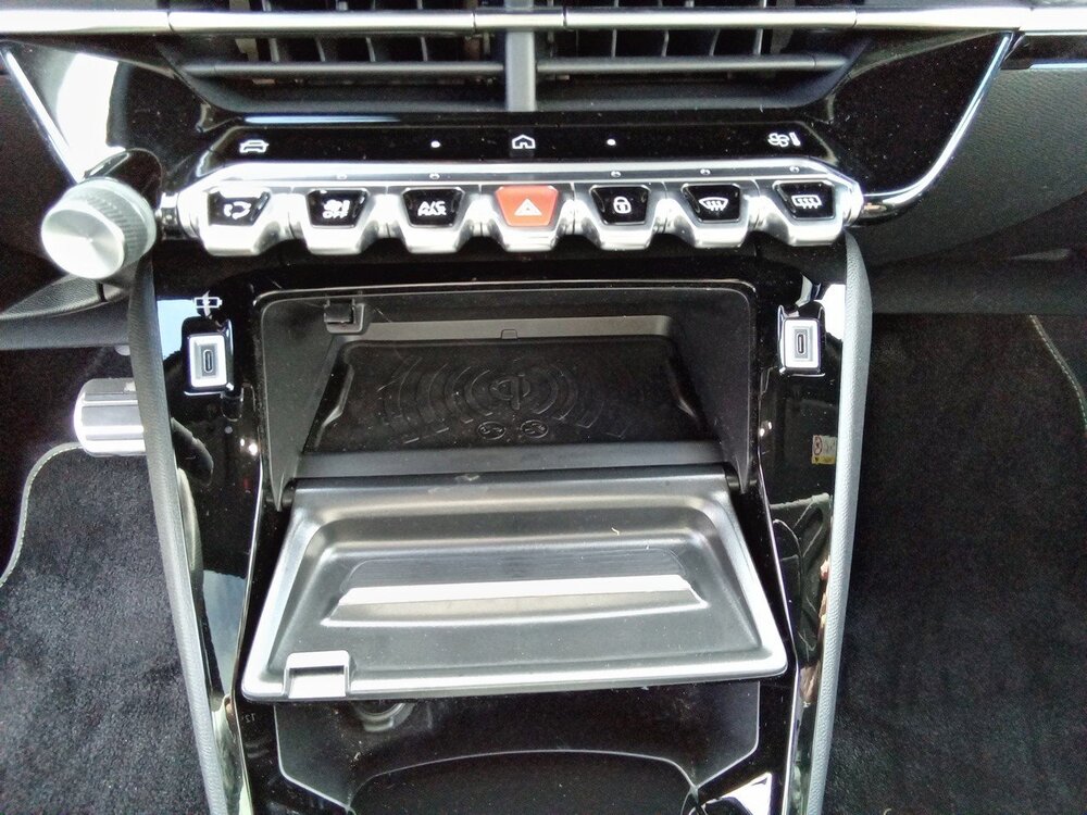 Occasion PEUGEOT 2008 2008 Hybrid 136 e-DCS6 - GT