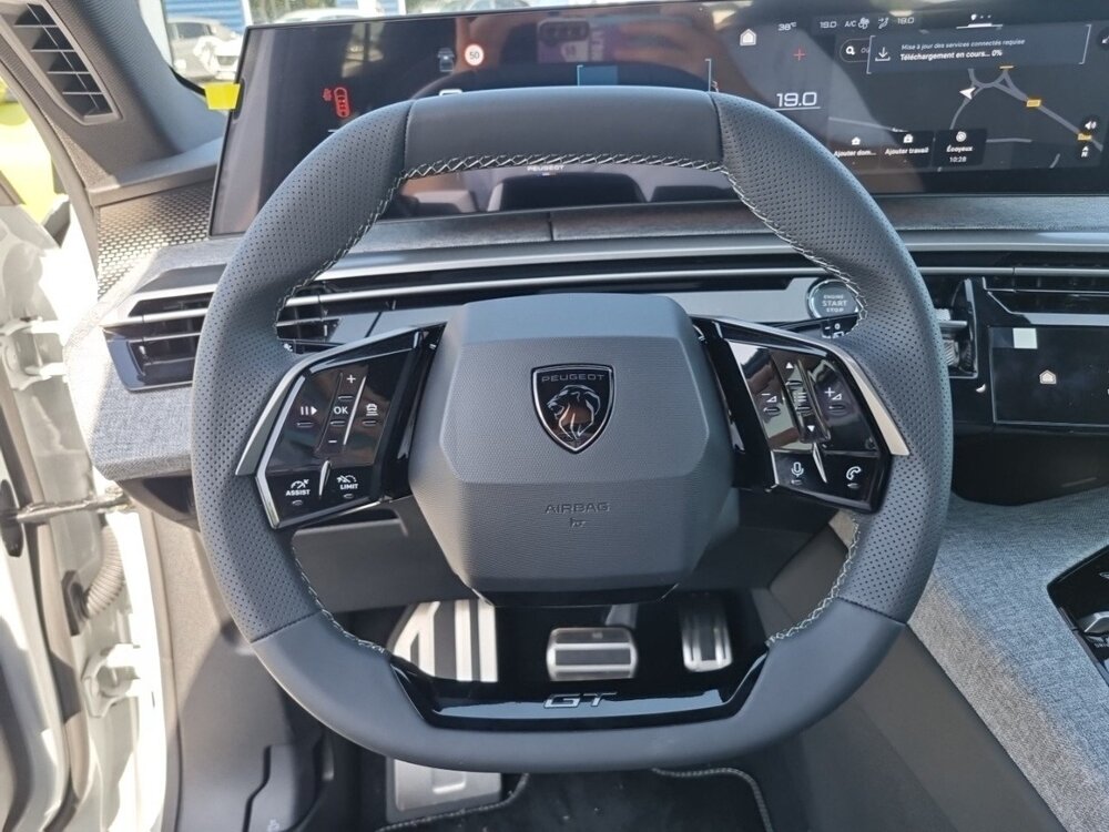 Occasion PEUGEOT 5008 5008 Hybrid 145 ch e-DCS6 - GT