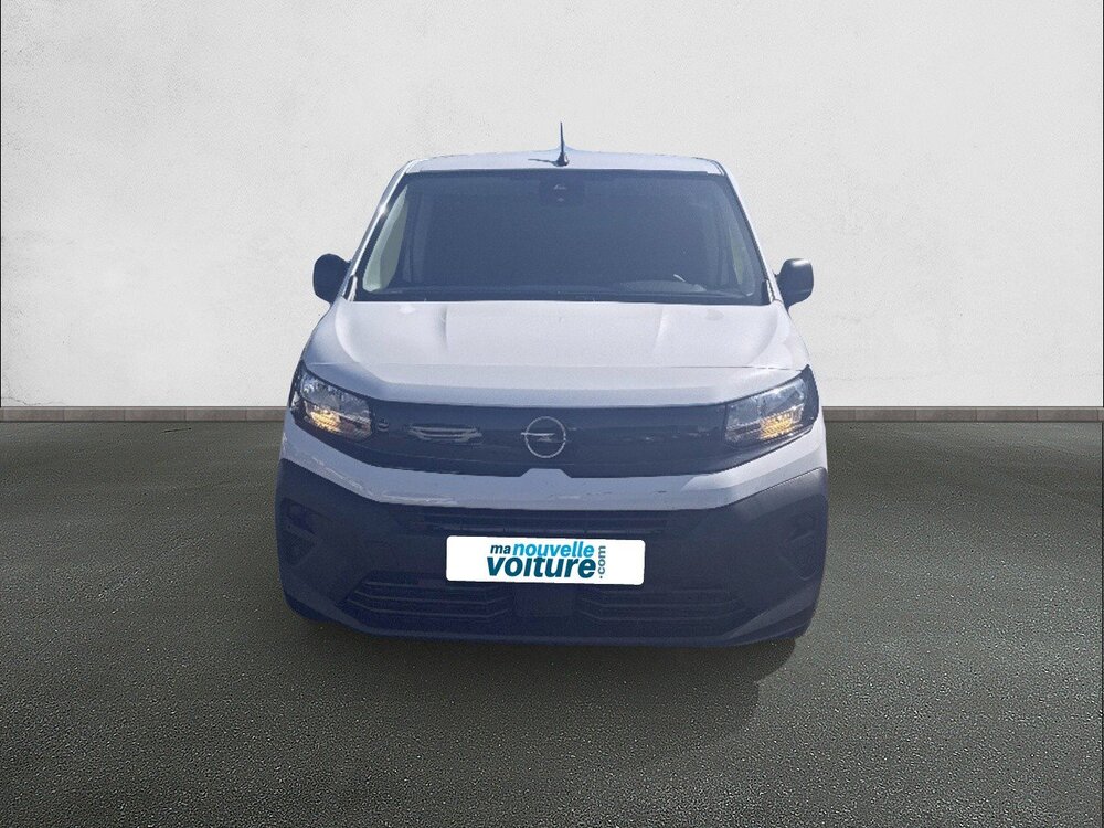 Occasion OPEL Combo COMBO-E CARGO M 800 KG ELECTRIQUE 100 KW BATTERIE 54 KWH