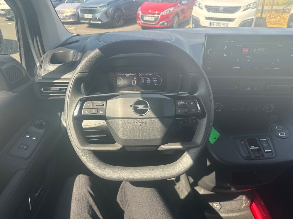 Occasion OPEL Combo COMBO-E CARGO M 800 KG ELECTRIQUE 100 KW BATTERIE 54 KWH