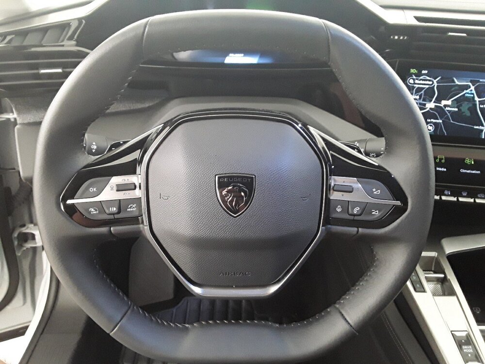 Occasion PEUGEOT 408 408 PHEV 180 e-EAT8 - Allure