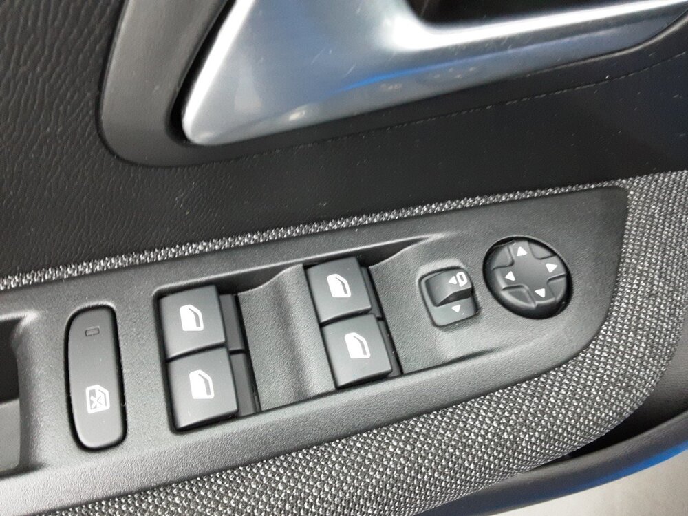 Occasion PEUGEOT 208 208 Electrique 50 kWh 136ch - Style