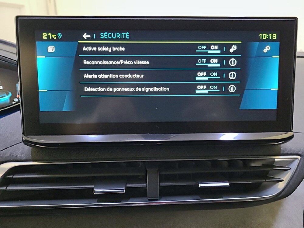 Occasion PEUGEOT 3008 3008 Hybrid 225 e-EAT8 - GT Pack