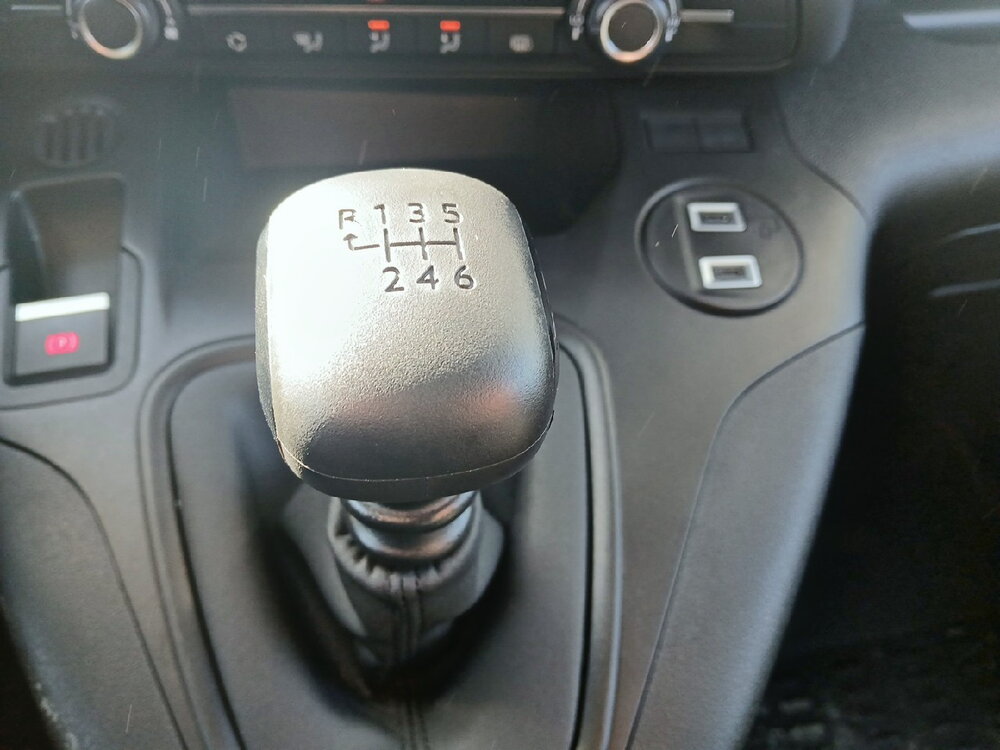 Occasion OPEL Combo COMBO CARGO M 650 KG BLUEHDI 100 S&S BVM6